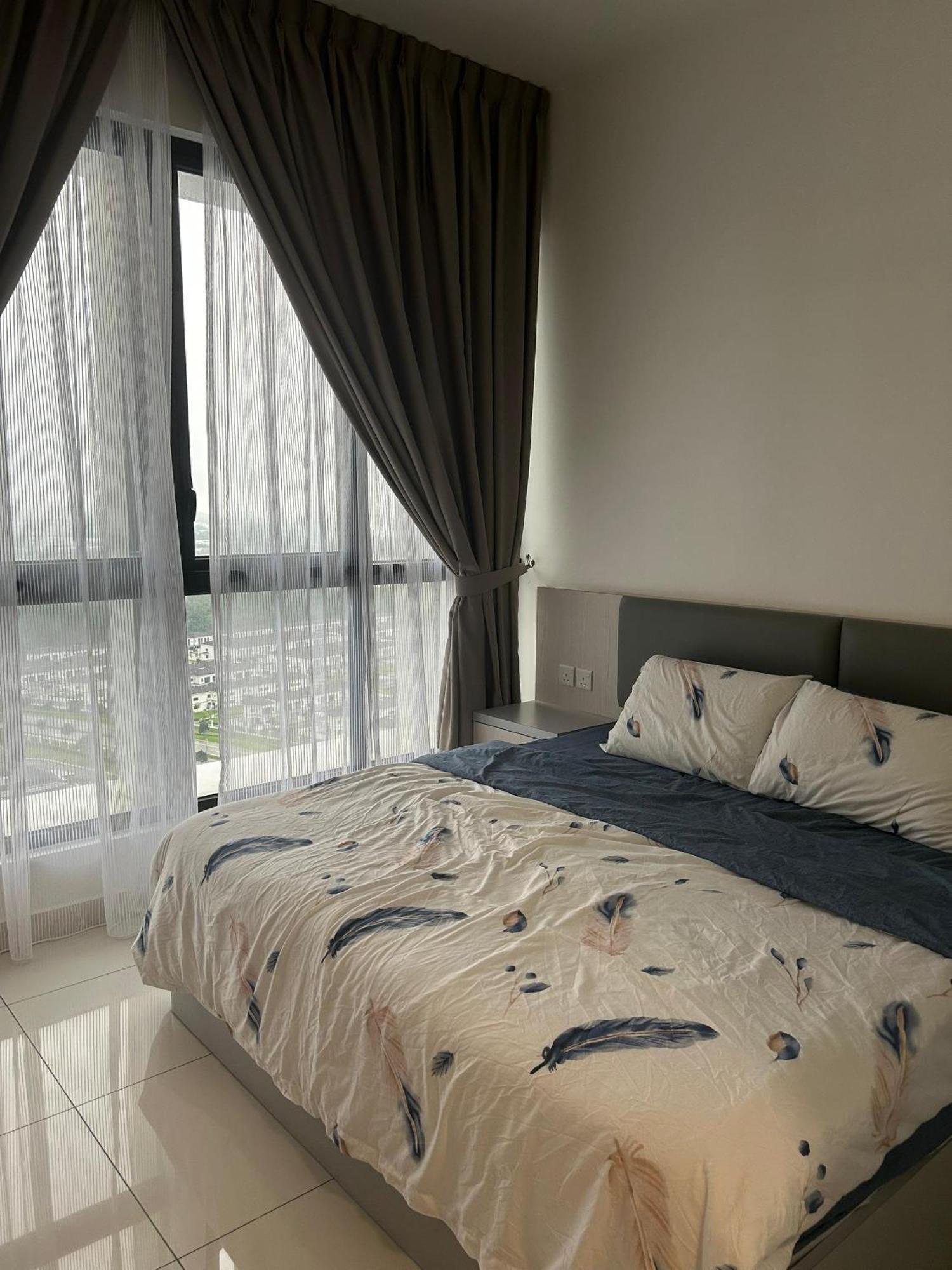 Eco Nest 3 Bedroom Duplex Apartment نوساجايا المظهر الخارجي الصورة